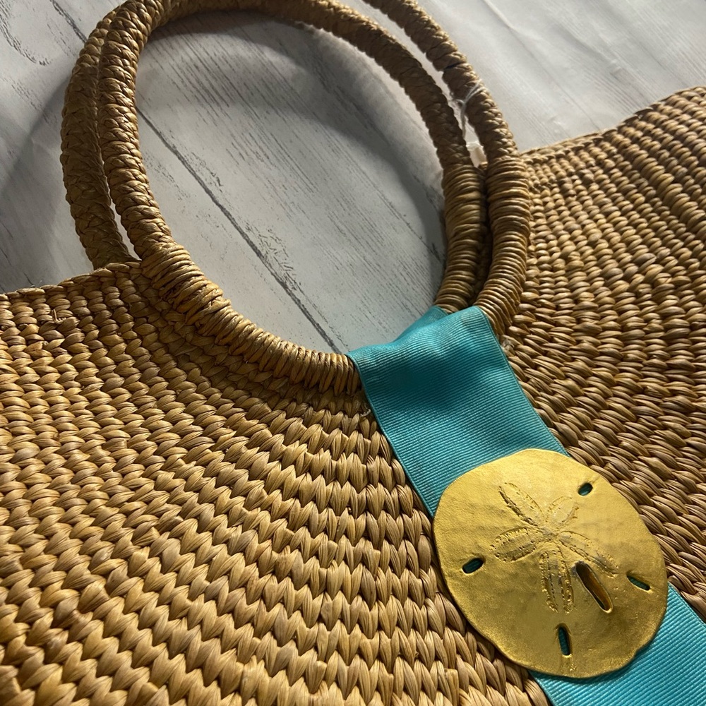 Queen Bea coastal Half moon Florida Basket/Straw Purse - Picture 2 of 5